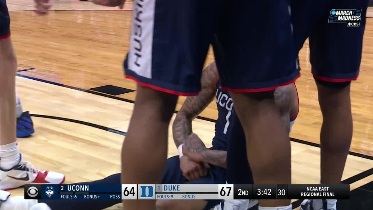 SOLO BALL AND 1 IN TRANSITION ๐ฅ HUSKIES CUT IT DOWN TO 2