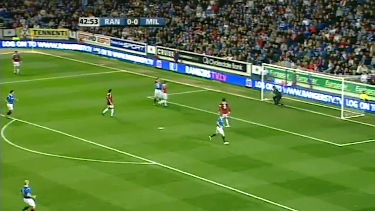 📅 On This Day: 30th March 2012. 47,521 packed into Ibrox as the Rangers Legends faced AC Milan Glorie. 📺 Rangers Football Club legend Ally McCoist scoring the winner - sensational movement from the 49 years old! 🤯