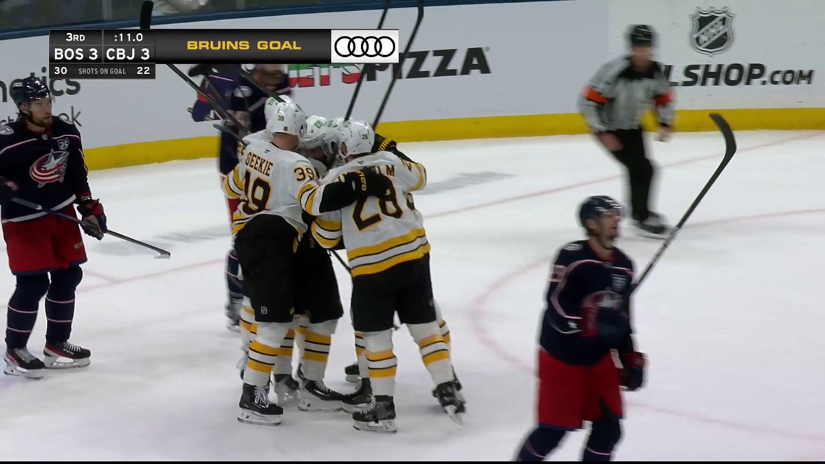 BUZZER BEATER!!! 🤯 Pavel Zacha beats the buzzer with 11 seconds to go!