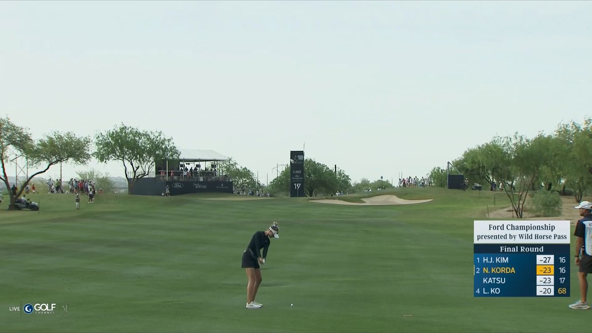 Nelly Korda EAGLE landing on 17 thanks to an exceptional approach from 174 🦅