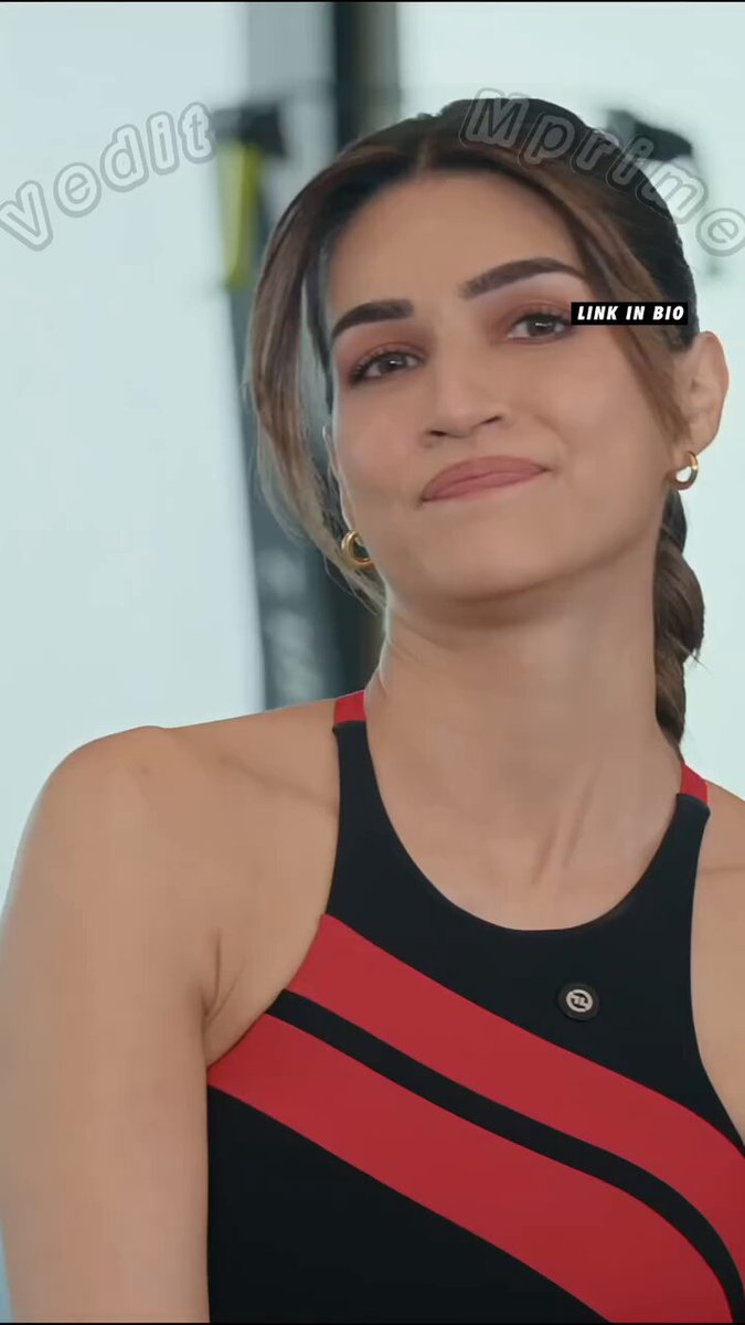 Have the best of Morning Treat From #KritiSanon 🤤🤤🤤🤤🤤❤️‍🔥🥵
