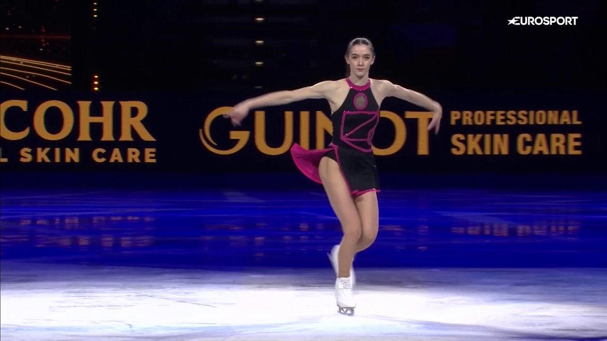 Magia sul ghiaccio di Praga 🏰⛸️ Lara Naki Gutmann brilla anche nell’esibizione finale dei Mondiali 2026 confermandosi l’essenza dell’eleganza e della tecnica italiana. Orgogliosi di vederti pattinare così, con il cuore e con la grinta di chi non smette mai di sognare 💙 #LaraNakiGutmann #Prague2026 #FigureSkating