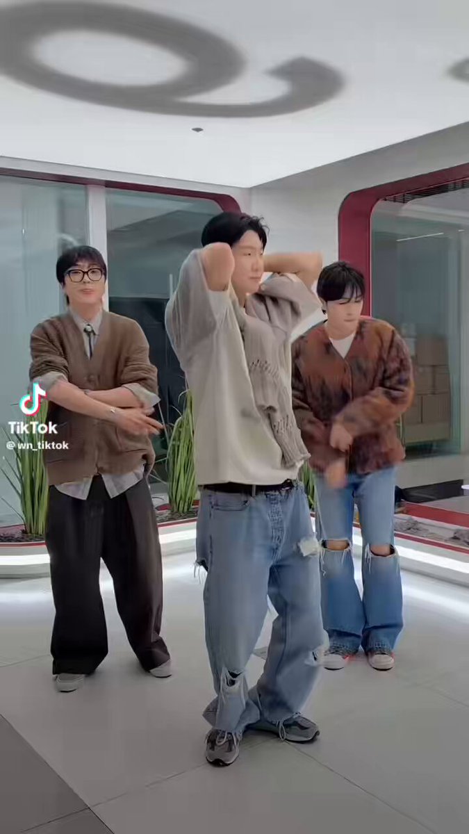 파트 야무지게 진우옵 목소리로 바꿔 올린거 진짜 그만웃겨