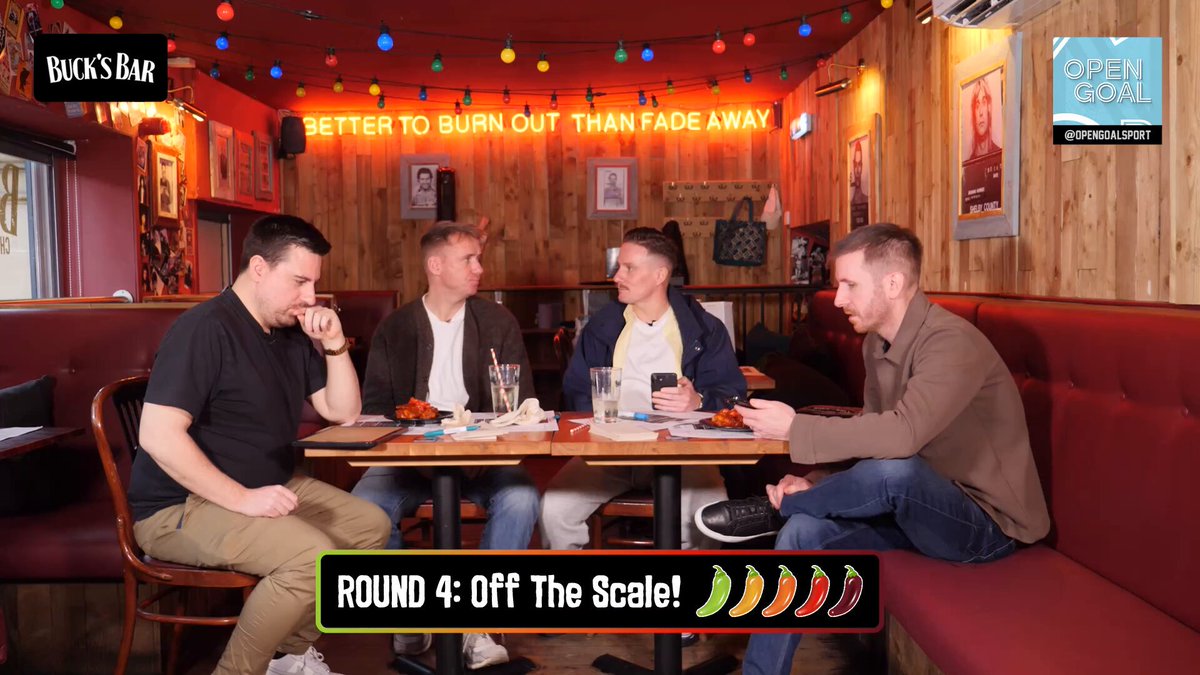 🥵🔥 Garry Spence vs Steven Mill 🤣📞 School boy error from Garry Spence to call hugh keevins to help save him from the Buck's Bar wings of fire 🔥🍗🤣 Available to Watch NOW 🔥➡️ 🔥🥵🍗