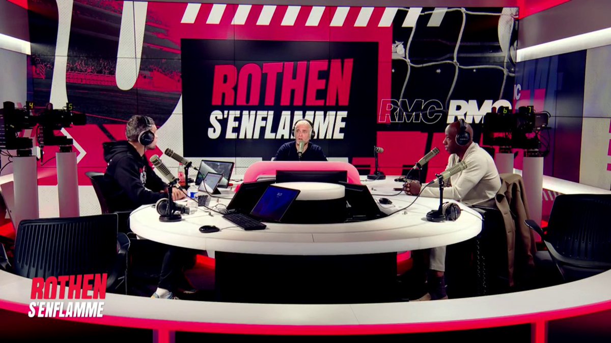 🏆🇸🇳 Les Sénégalais en font-ils trop ? Jérôme Rothen : "Ils ont gagné sur le terrain. Ils ont certes fait une erreur en quittant le terrain, mais le match a repris et est allé à son terme. La meilleure équipe a gagné. Ils ont célébré avec leur peuple à juste titre "