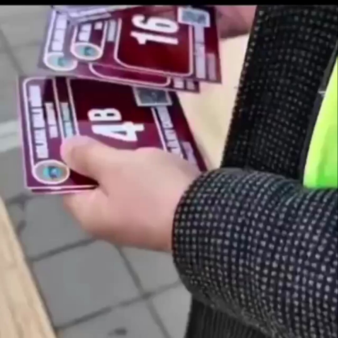 Diyarbakır Belediyesi sokak tabelalarını kürtçe basmaya başladı