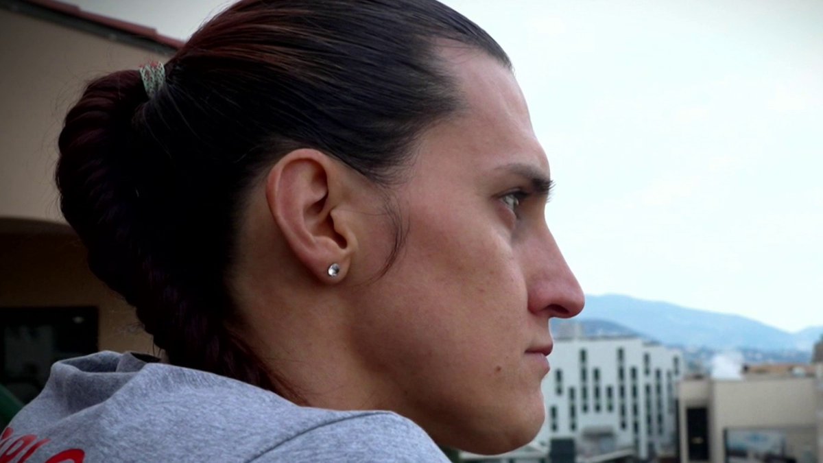 🏀 #Stade2 | Julie Tetart : basketteuse transgenre et fière de l'être Julie Tétart, basketteuse transgenre assumée, domine la Ligue 2 comme meilleure marqueuse avec Monaco.🔥⛹️‍♀️ ▶️ L'émission en replay :
