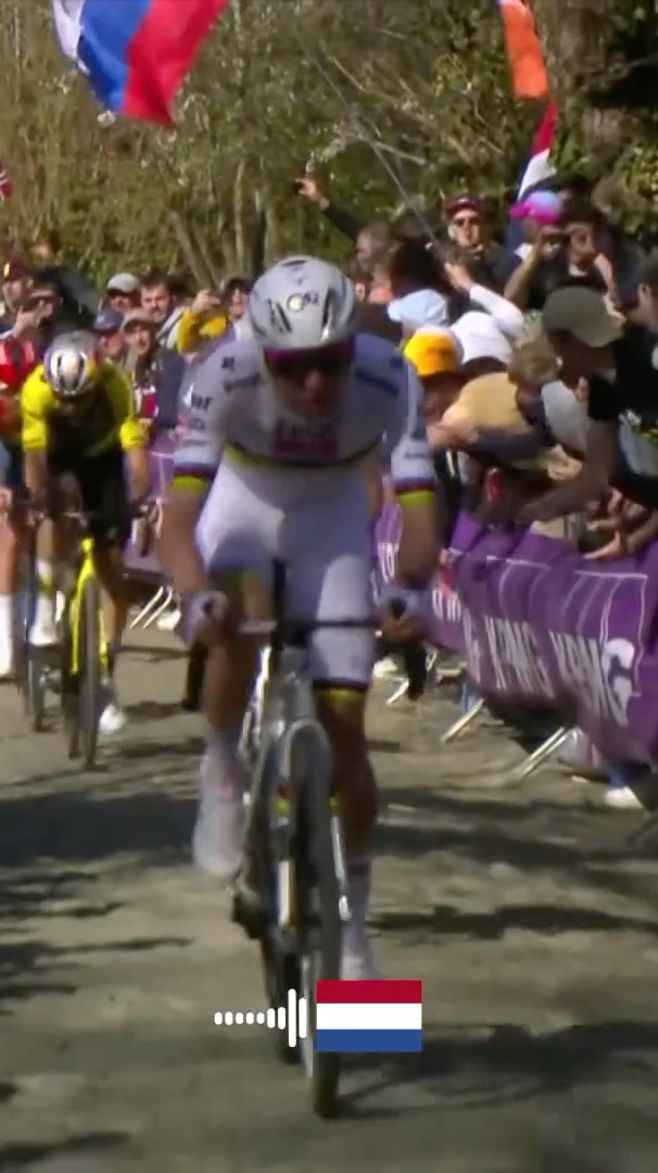 Monument victory in the rainbow bands 🌈 The move which took Tadej Pogacar to glory at the 2025 Tour of Flanders 🤩🪨