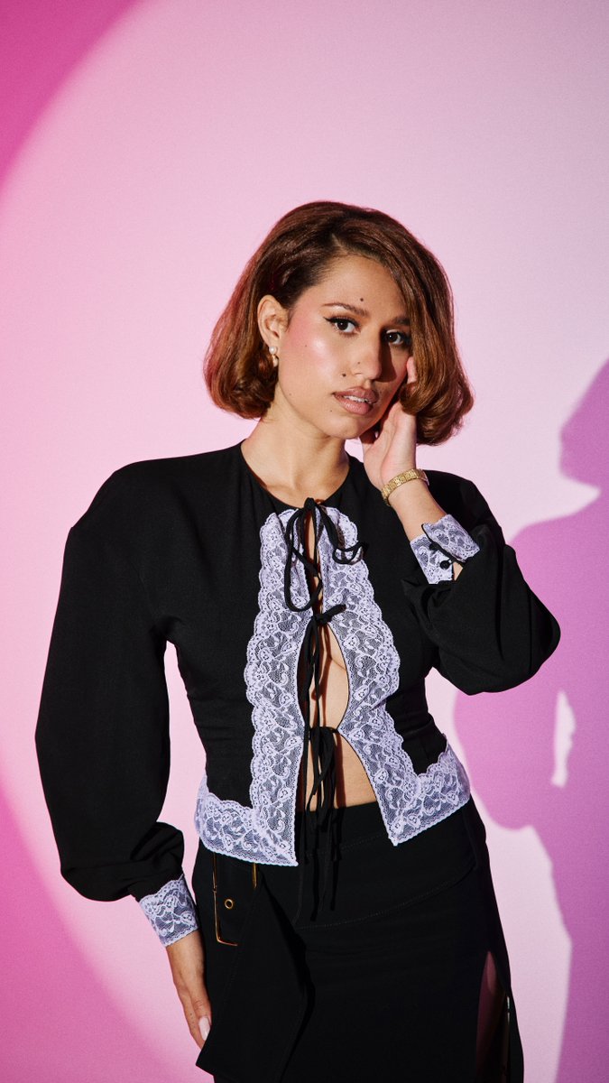 .RAYE gushes about her sisters, Absolutely and Amma, who are both featured on her new album, THIS MUSIC MAY CONTAIN HOPE. ❤️ Listen to her radio takeover now on Apple Music.