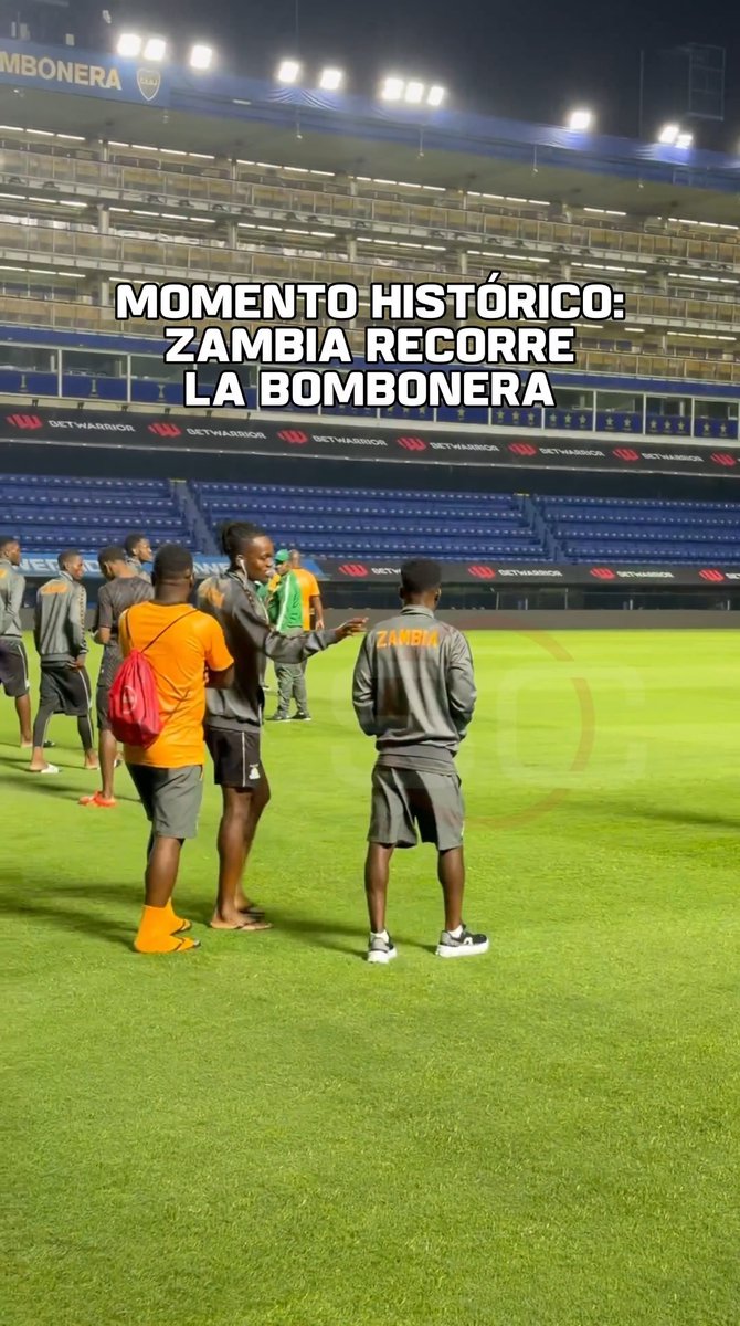 🇿🇲El RECONOCIMIENTO de los jugadores de la Selección de ZAMBIA al terreno de juego de #LaBombonera, a 24 hs del partido ante la Selección #Argentina.