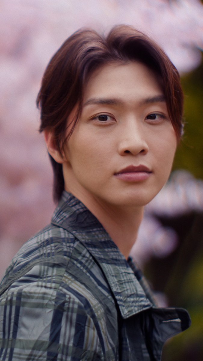 min ho will forever be exactly the guy he thinks he is 🤭 can't wait to see him again on xo, kitty season 3 this april 2! #XOKitty #SangHeonLee