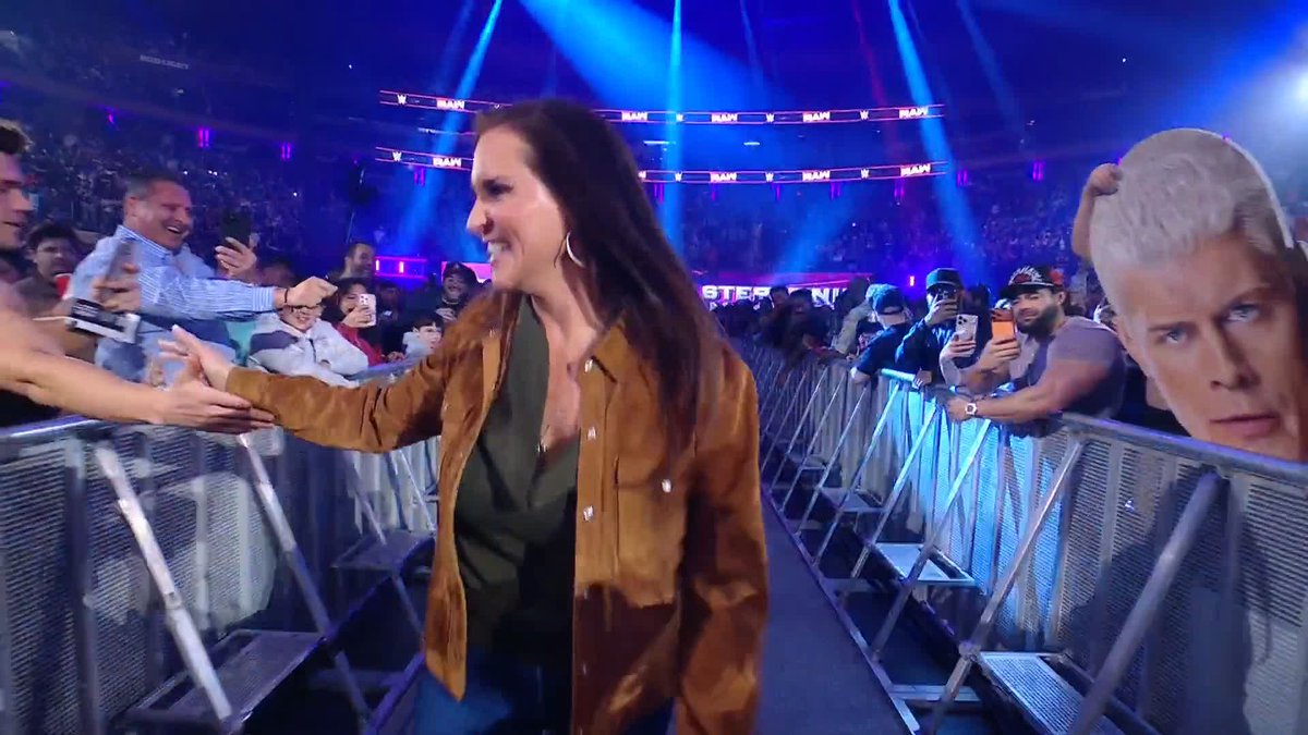 WOW! 🤩 Stephanie McMahon is in the building at MSG!!