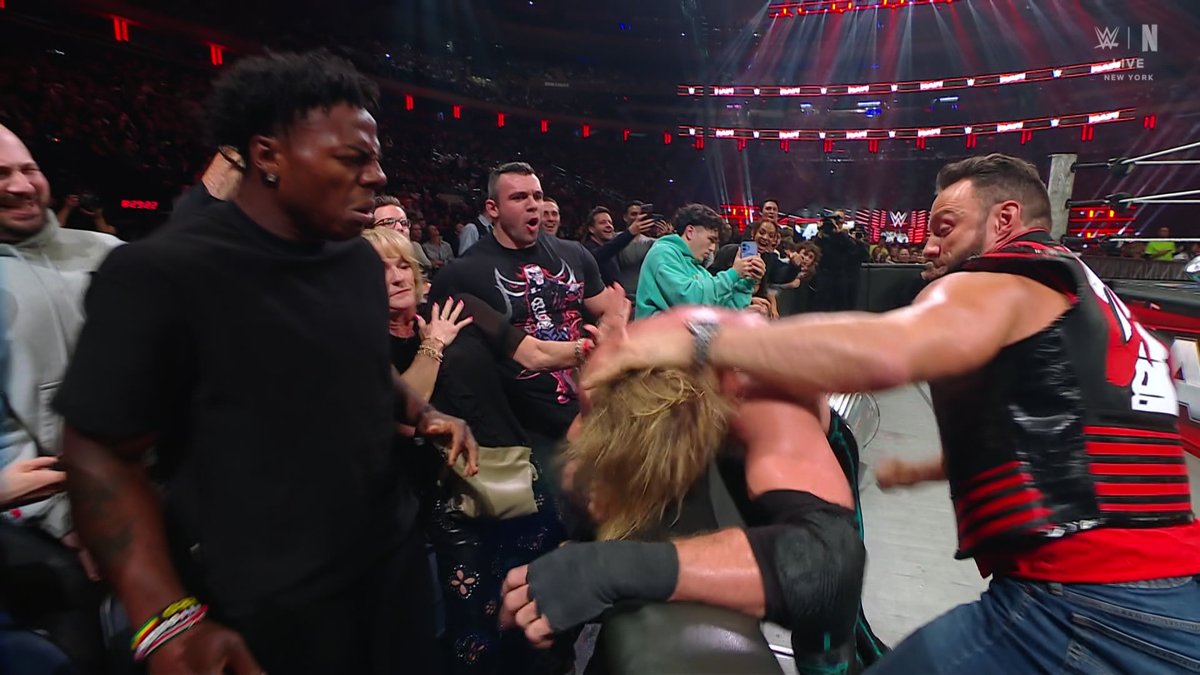 ISHOWSPEED JUST TOOK OUT LA KNIGHT WITH BRASS KNUCKLES 😳 #WWERaw