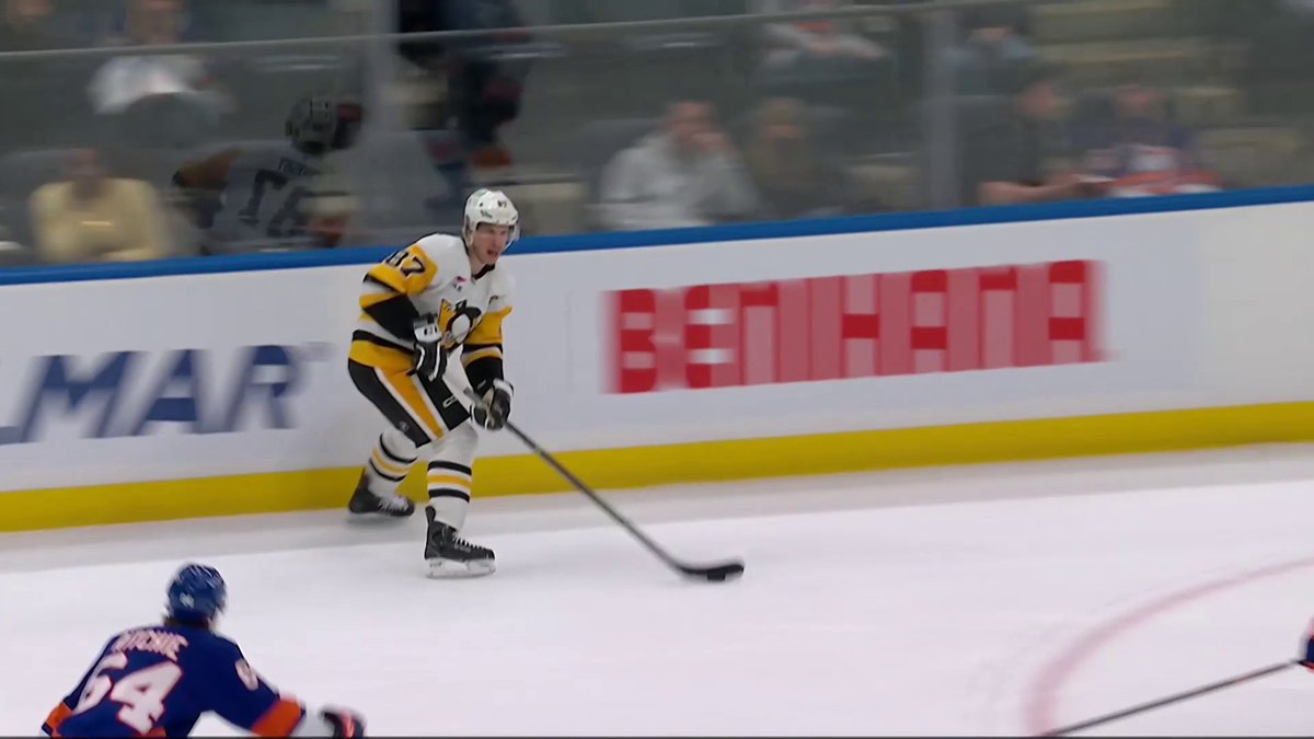 The 1,100th career assist for Sidney Crosby! 🐧 He is only the eighth player in NHL history to reach the mark!
