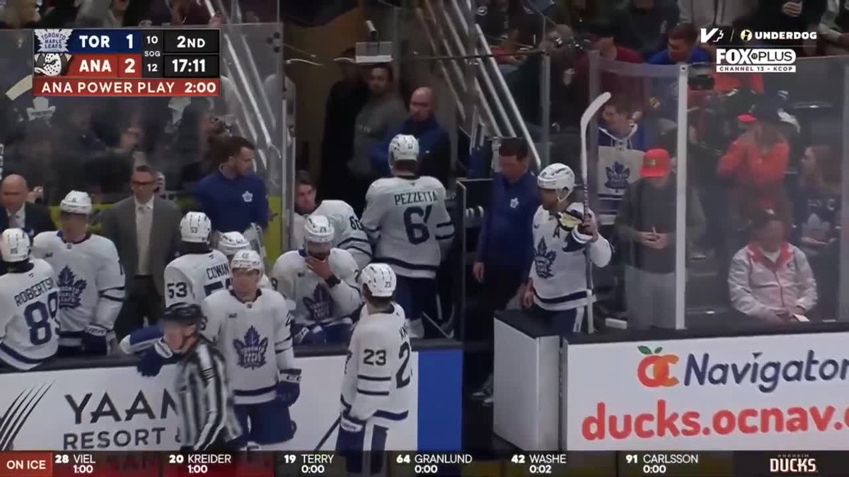 Michael Pezzetta wanted a go at Gudas at ends up getting the boot from the game for pushing the linesman