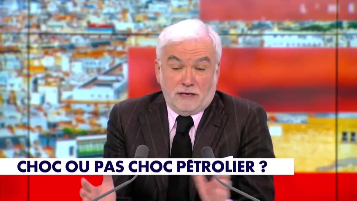 Choc pétrolier / "Si j’étais Roland Lescure, je démissionnerais. Il ne sait pas de quoi il parle", tacle Pascal Praud dans #HDPros sur #Europe1