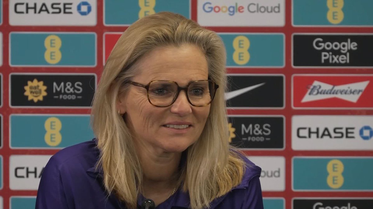 "Overall, she's doing really well!" 💪 Sarina Wiegman on Leah Williamson's recovery from a knee injury, after selecting the Arsenal defender for the Lionesses' friendlies against Spain and Iceland 🏴