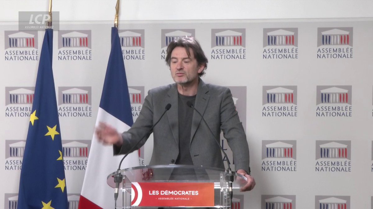 Drapeaux européens retirés de leur mairie par des élus RN : "Planter son drapeau ou retirer le drapeau d'un endroit je trouve que c'est d'une brutalité assez forte, cela dit beaucoup de la brutalité du Rassemblement national", dénonce Erwan Balanant (Les Démocrates). #DirectAN
