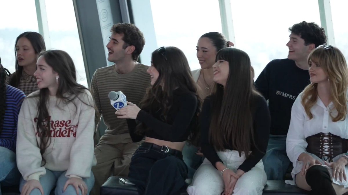 Ya va quedando menos para que empiecen los ENSAYOS de la GIRAAAAAAAA de #OT2025 🎤💙 ¿Qué contenidos os gustaría que os grabáramos? 😏