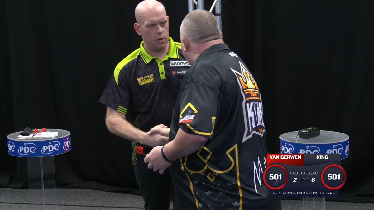 THE KING MARCHES ON! 👑 Mervyn King beats Michael van Gerwen for the first time in over half a decade, producing an average of 101.78 in the process! 📺 #PC8