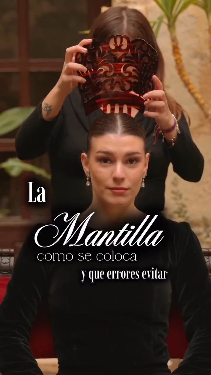 How Spanish women fix their mantillas. A few pins, a steady hand, and centuries of tradition. Delightful Spain 🇪🇸