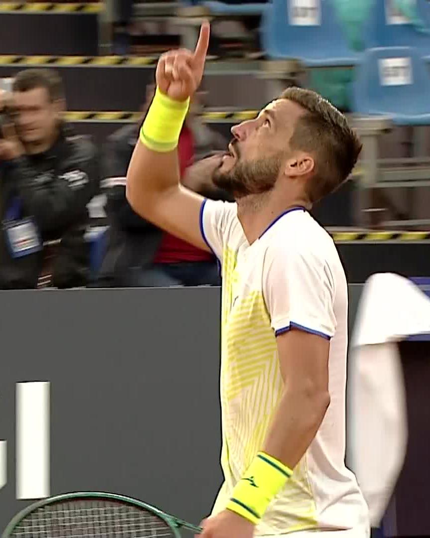 What a match 🤯 Dzumhur defeats Jianu 6-3 4-6 7-6 to secure his place in Round 2 #TiriacOpen2026