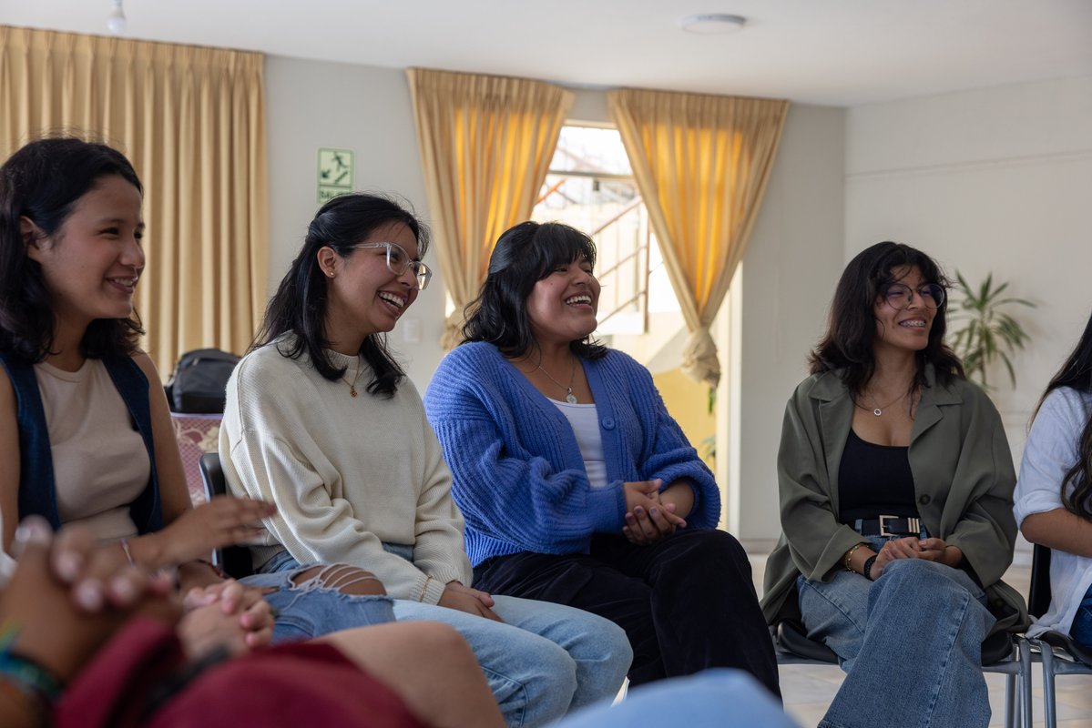 Throughout #WomensHistoryMonth, I’ve been sharing the stories of organizations in the @GirlsAlliance Network working to empower young women and girls around the world. Today, I'm sharing more about Quinta Ola, a leadership development program for girls in Peru. Take a look: