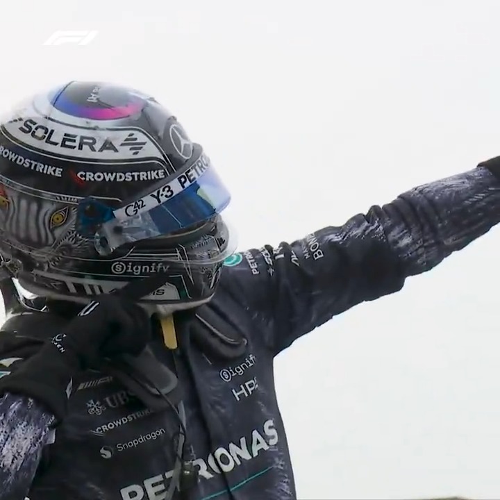 "Hopefully this weekend..." 👀 Kimi got to do the Usain Bolt celebration after all in Japan! 👉😮‍💨👉 #F1 #JapaneseGP