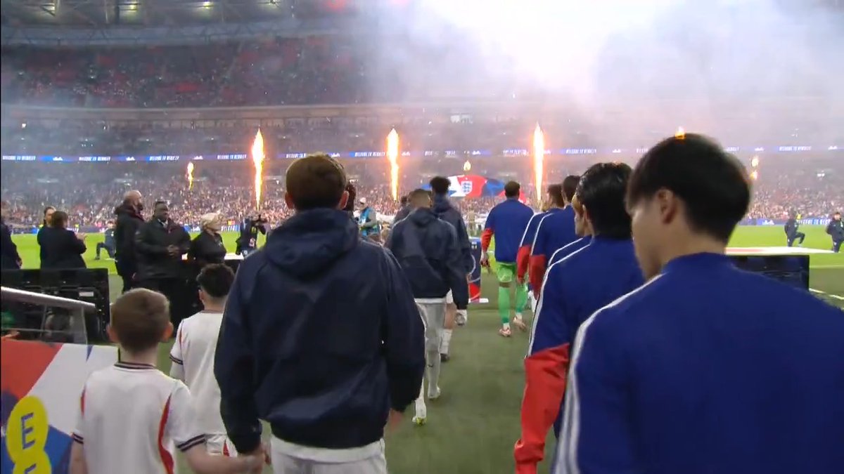 🏆キリンワールドチャレンジ2026 🇯🇵#SAMURAIBLUE vs イングランド代表🏴󠁧󠁢󠁥󠁮󠁧󠁿 満員のウェンブリー・スタジアム🏟 選手入場シーンを現地音声で🎥 📱U-NEXT 📺NHK Eテレ #最高の景色を #サッカー日本代表