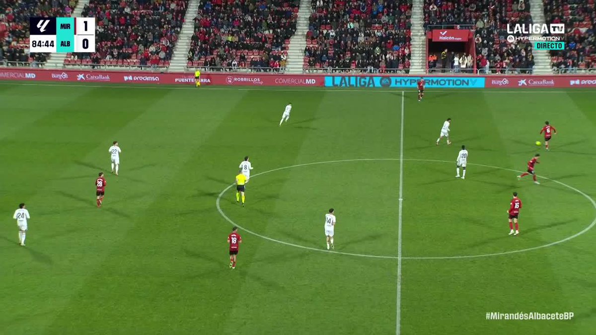 ¡PENALTI EN EL ESTADIO MUNICIPAL DE ANDUVA! 😮 Así ha sido la acción que ha dado el empate al Albacete #LALIGAGYPERMOTION