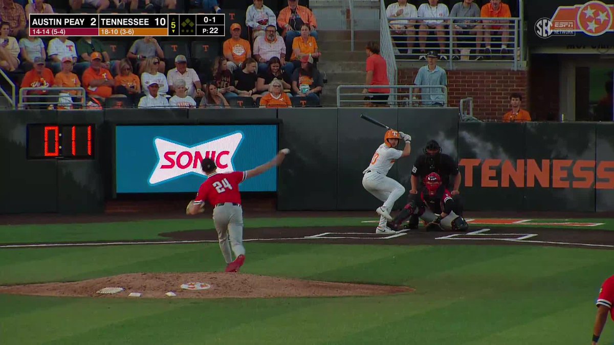 Myatt joins the long ball party! 📺 #GBO🍊 // #OTH