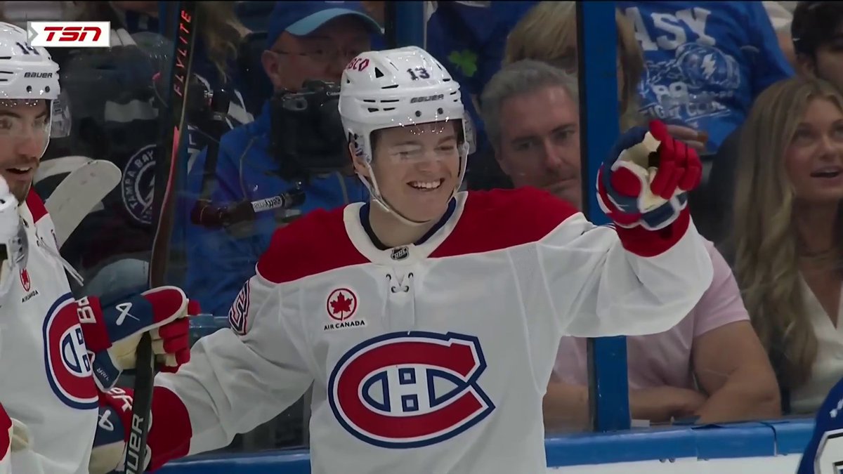 PURE CHEMISTRY FROM SLAFKOVSKÝ AND CAUFIELD! 🧪 NHL x @MassMutual
