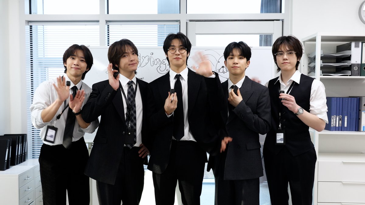N.Flying (엔플라잉) 공식 팬클럽 [N.Fia] 5기 모집 🏢 🏢 모집기간 2026.04.01 ~ 05.31 🏢 URL KR : EN : CN : #NFlying #엔플라잉 #NFia #엔피아
