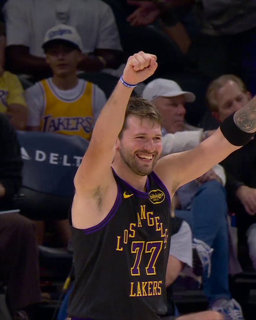 Luka couldn't stop smiling after this dunk 😁