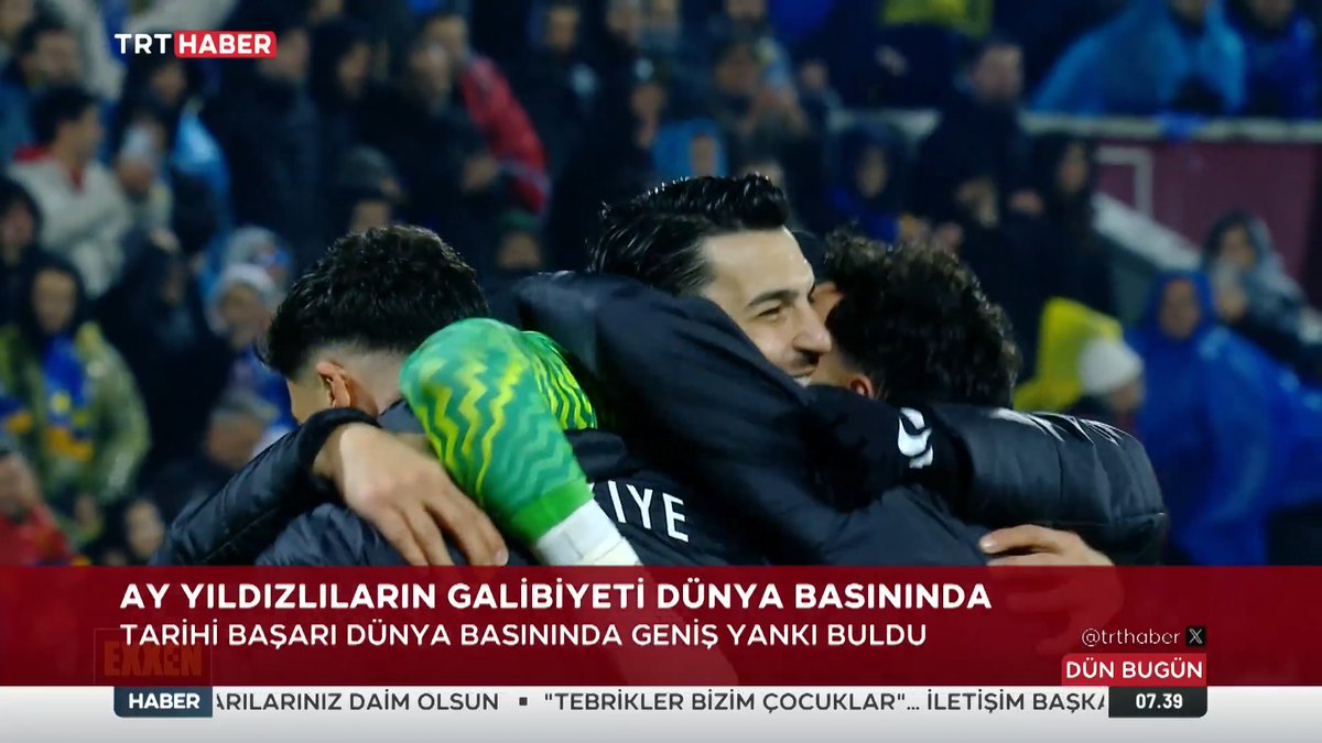 📌"Türkiye, tarihi Dünya Kupası biletini kutluyor!" 📌"Aktürkoğlu, Türkiye'yi galibiyete taşıyarak Kosova'nın Dünya Kupası finallerine ilk kez katılma umudunu sona erdirdi." 🇹🇷#BizimÇocuklar'ın galibiyeti dünya basınında yankı uyandırdı.