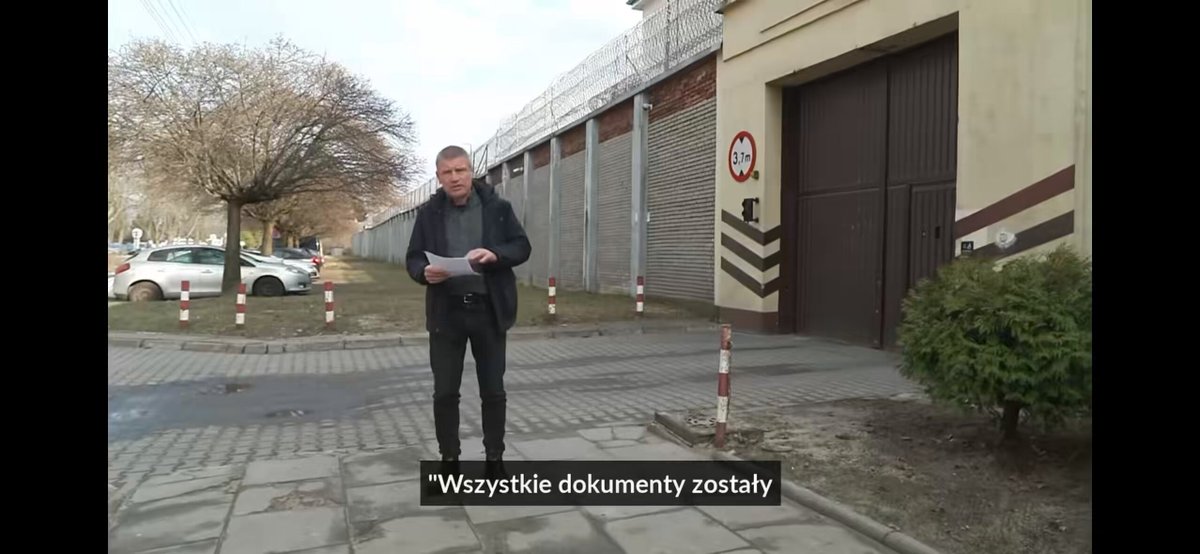 Nie uwierzycie Żurek wypuszczą morderców i ochrania pedofili ‼️ Bez sądów ludzie wchodzą na wolność. 🤦Sebastian M. zabija rodzinę na A1, ucieka do Dubaju, a w polskim areszcie słyszy: »Jesteś czysty, minister Żurek podpisał, dyplomata już jedzie, we wtorek wychodzisz.« To nie jest teoria spiskowa. To nagrana rozmowa. Polski wymiar sprawiedliwości w wydaniu »dla swoich«. Zwykły człowiek siedział by do sprawy. Bandyta z kasą i układami – szansa na wolność przed wyrokiem. Ile jeszcze rodzin musi stracić wszystko, żeby ktoś w końcu posprzątał ten burdel❓🥴