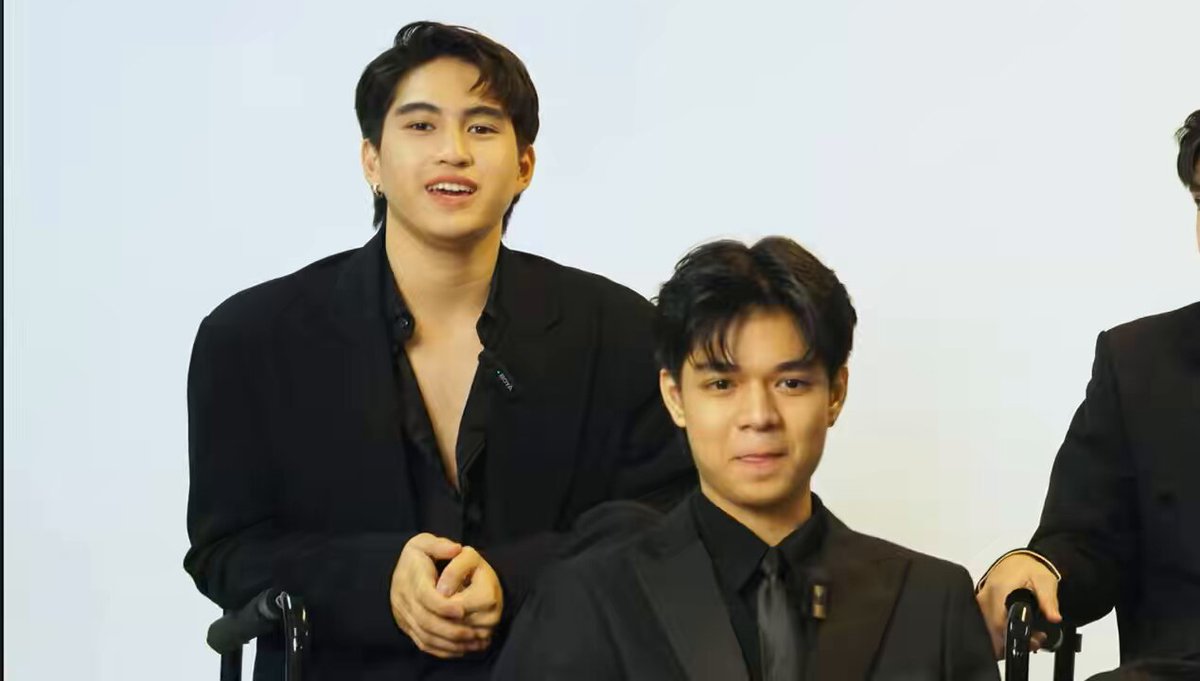 heath, anton, clifford, lee and marco play “who’s most likely” with VMAN SEA 🕵️‍♂️