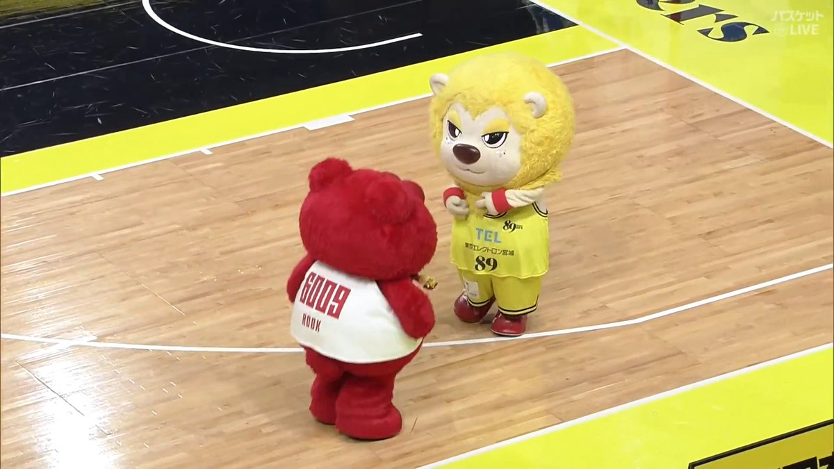 #ティナ と #ルーク のウキウキダンス😆 #仙台89ERS 🆚 #アルバルク東京 🏀りそなグループ #Bリーグ🏀 B1第28節｜GAME1 #バスケットLIVE ライブ/見逃し配信中📡 B.LEAGUE（Bリーグ） 仙台89ERS アルバルク東京【ALVARK TOKYO】