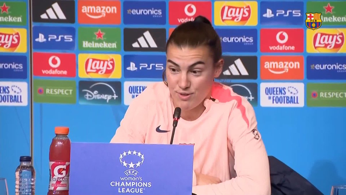 🎙 Patri 👉 ❝Estem il·lusionades i emocionades. És increïble que la gent torni a estar tan a prop nostre i que l’estadi estigui ple. Demà viurem un dia súper especial i serà molt bonic. Tant l’afició com nosaltres mereixem un dia així.❞