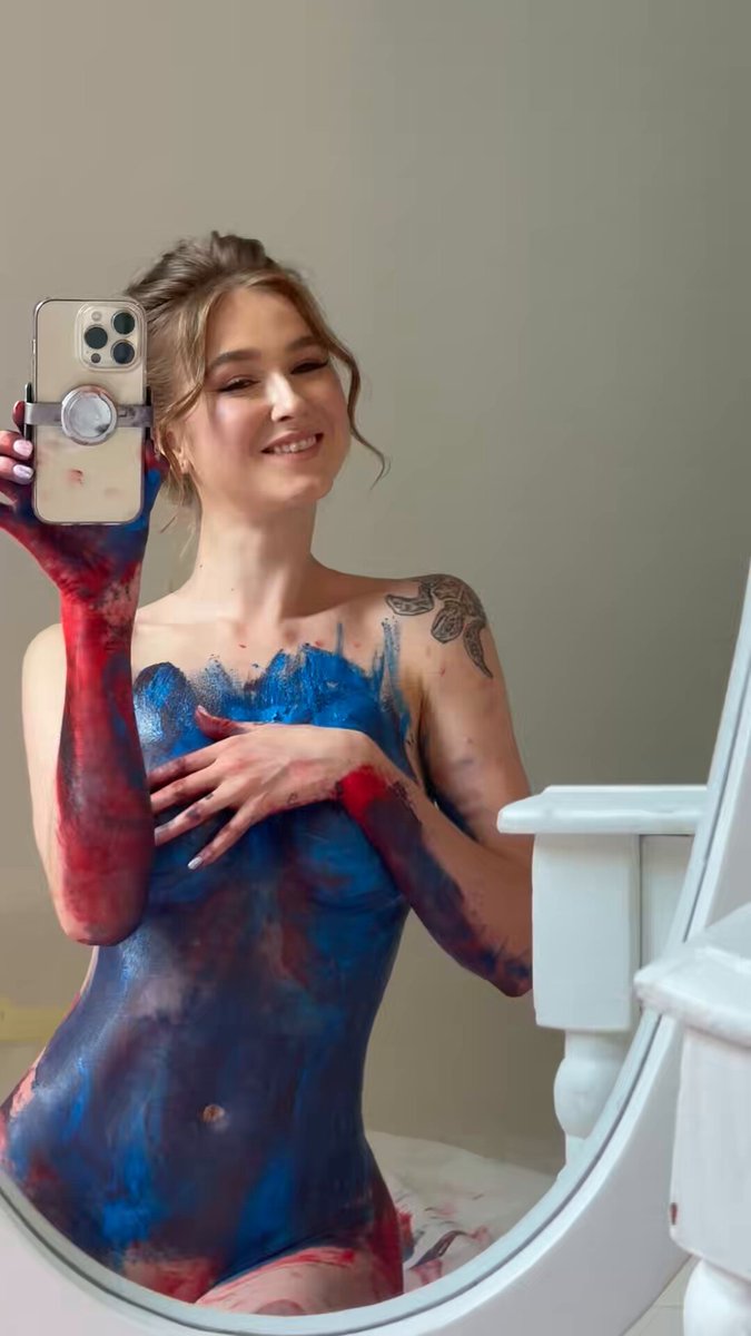 April Fools’ Day… guess what doesn’t come off? 🤗 #AprilFoolsDay #artnude