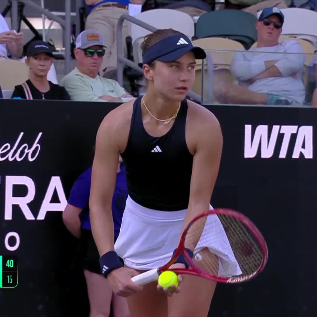 Setting the pace 🏃‍♀️ Iva Jovic took the first set against Parks 6-3! #CharlestonOpen