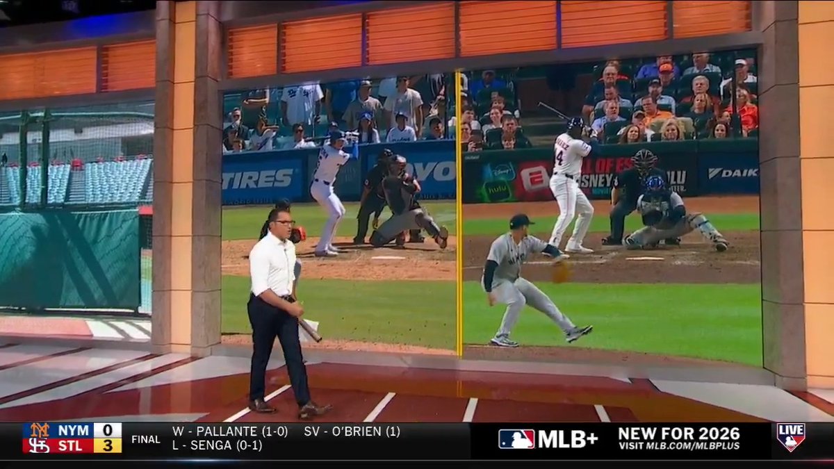 Yordan is back 😳 DeRo dives in on the Houston Astros slugger returning to his dangerous form at the plate, his historic numbers to this point in his career and more. #MLBCentral | #ChaseTheFight
