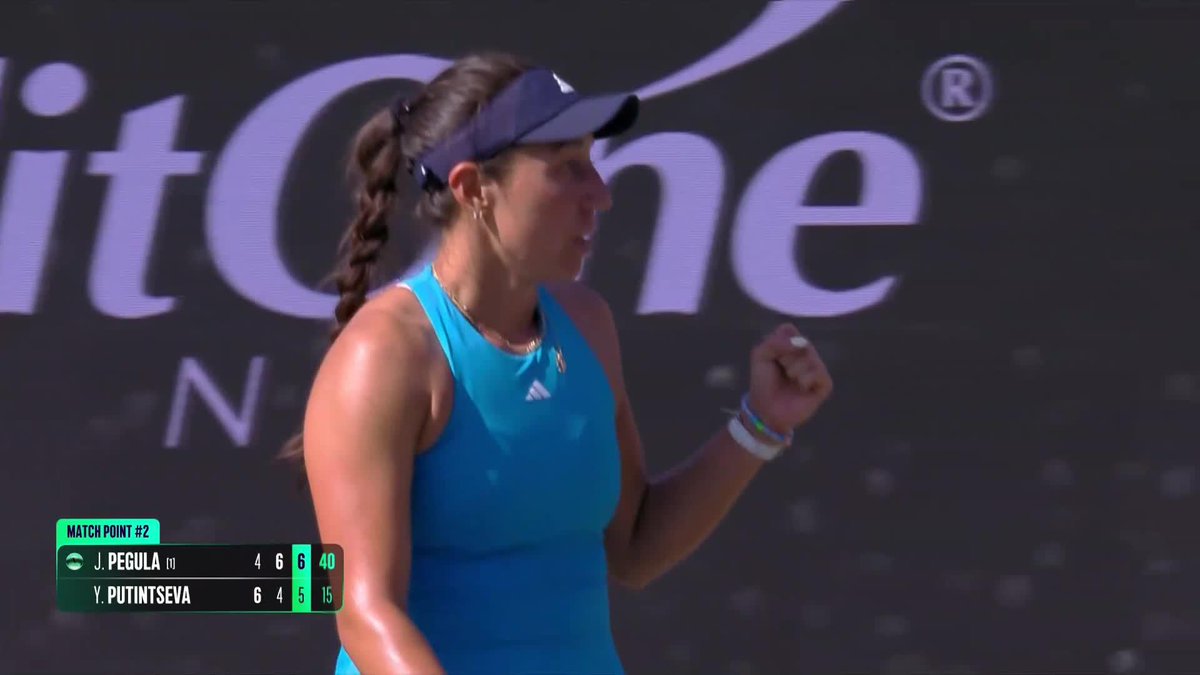 THAT MATCH 🤯👏 Jessie Pegula defeats Putintseva 4-6, 6-4, 7-5! #CharlestonOpen
