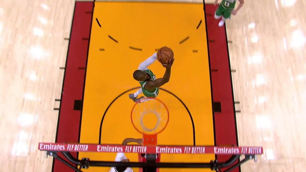 JAYLEN BROWN WITH THE REVERSE DUNK 💥😤