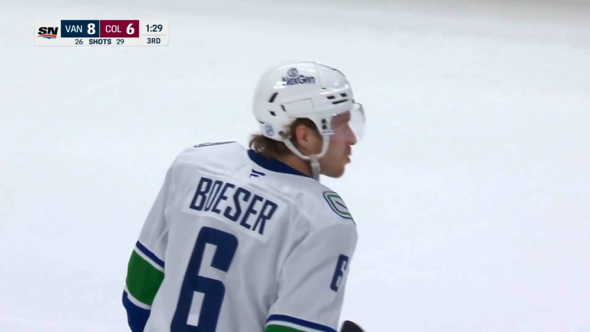 BROCK BOESER HAT TRICK 🎩 The LAST-place team in the NHL takes down the FIRST-place team 🤯