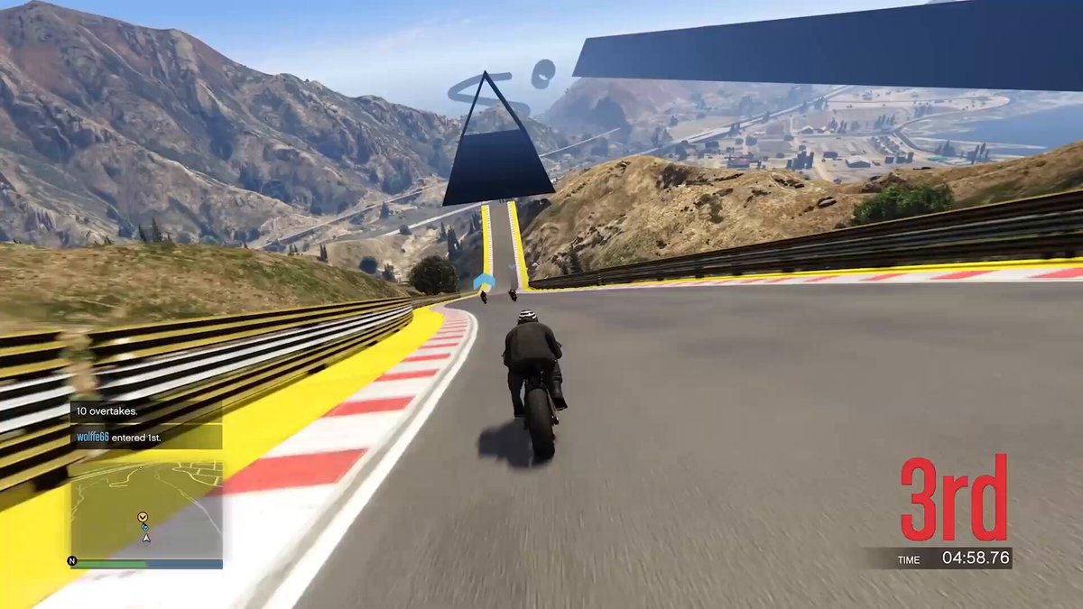 GTA Online player takes advantage of the game's bike physics to win a race 🎥: u/Acoustic-jam