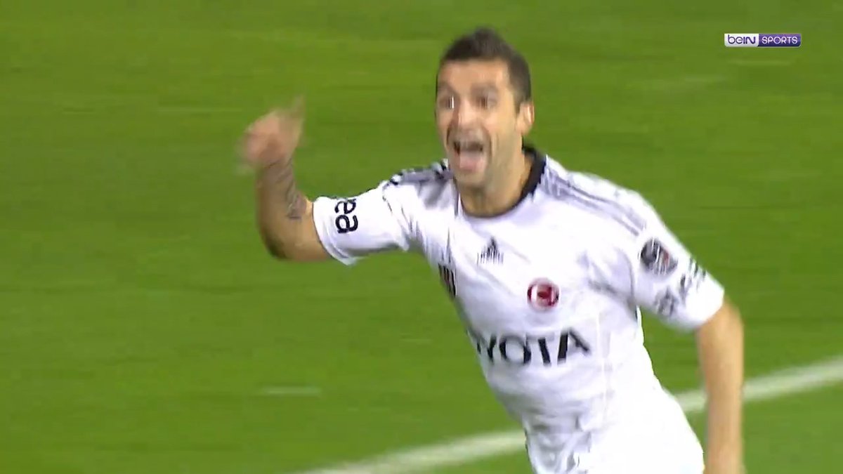 🌟 Unutulmaz performanslar ⚫⚪ Simao Sabrosa 🗓️ 27.10.2011 📌 Beşiktaş 2-2 Fenerbahçe #beINSPORTS #FBvBJK