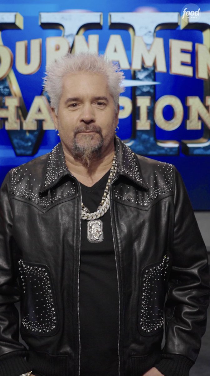 When a TOC battle ends, a skilled and speedy pit crew jumps into action to clean every surface in the kitchen and prep the stage for judging... all in a matter of minutes 🤯 Mayor Guy Fieri explains what exactly happens behind the scenes in these crucial moments. #TournamentOfChampions > Sunday @ 8|7c
