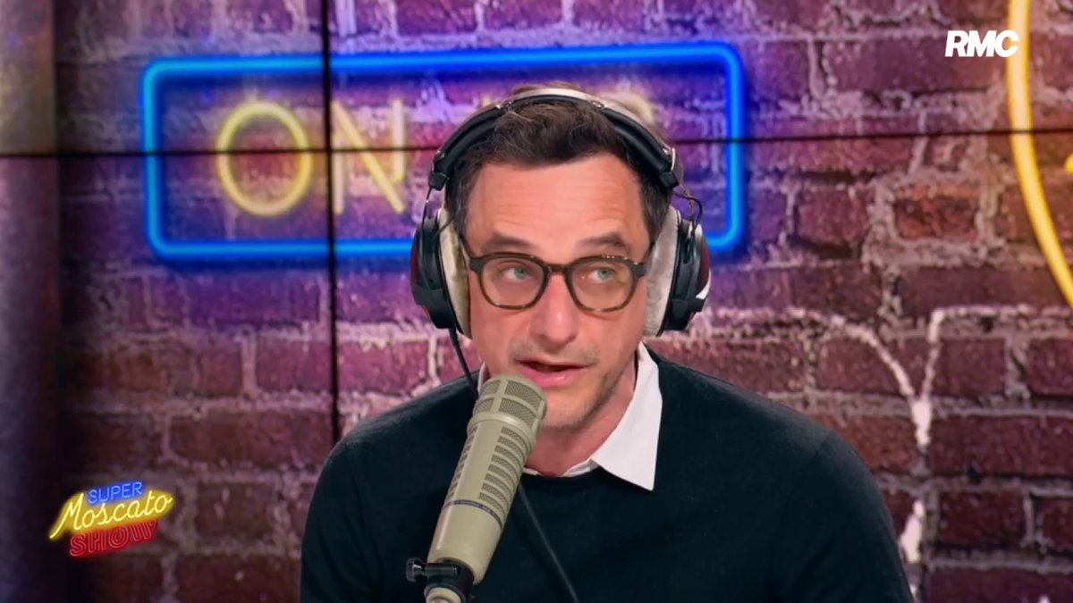 🗣💬 "On touche à une règle fondamentale du foot de manière drastique. C'est une révolution. Toutes les tactiques sont basées sur le hors-jeu. Ce ne sera plus le même sport" Le regard acéré de pierre dorian sur la "loi Wenger" qui va bouleverser la règle du hors-jeu.