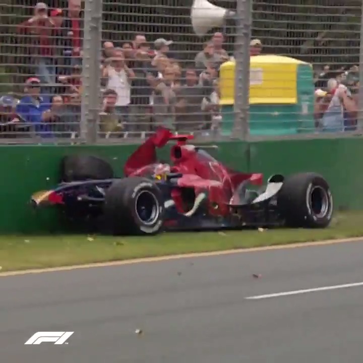 20 años de un loco GP de Australia 2006🇦🇺 Carrera caótica, múltiples accidentes y pura adrenalina desde la largada hasta la bandera a cuadros. #F1